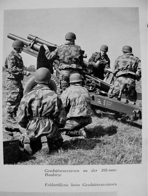 West German Howitzer crew 1950's.jpg