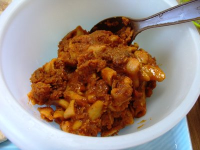 racja-armii-usa-menu-12-penne-z-wegetarianska-kielbasa.JPG