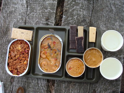 Racja-armii-francuskiej-24-H-menu-7-obiad-kolacja.JPG