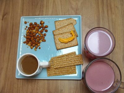 racja-armii-uk-12h-menu-2-przystawki.JPG
