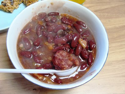 racja-armii-portugalskiej-menu-1-gulasz-transmontanski.JPG