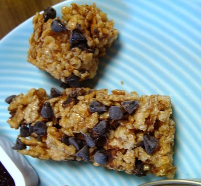 racja-armii-portugalskiej-menu-1-baton-musli.JPG