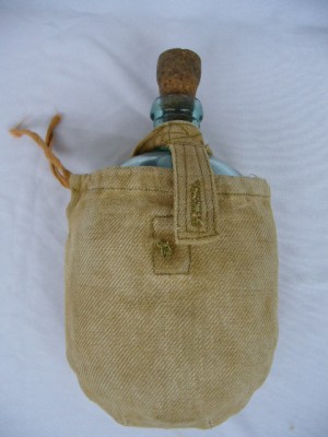 WWII soviet glass canteen 2.jpg
