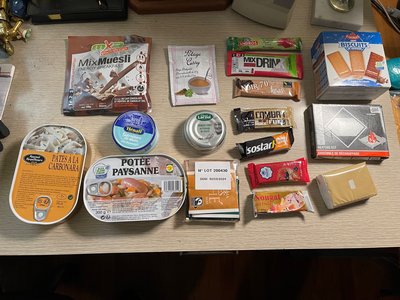 IMG_0521.jpg (1.15 MiB) Viewed 36878 times Here's an overview of all the contents.