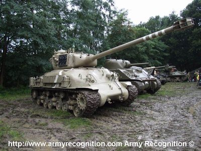 Tanks_In_Town_2006_ArmyRecognition_001.jpg (311.76 KiB) Viewed 9656 times M51 Isherman