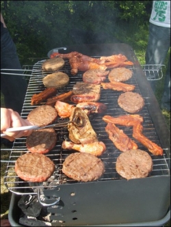 more bbq.jpg