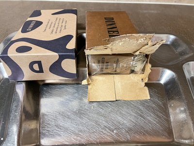 IMG_1186 - Copy.JPG (3.47 MiB) Viewed 18424 times Opening the waxed inner cardboard box was a little challenging. Here's what it looked like initially after I opened it.