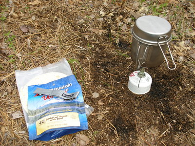 P5010039.JPG (3.89 MiB) Viewed 10970 times Boiling the water (Snow Peak TI 900, LiteMax, and utensil set)