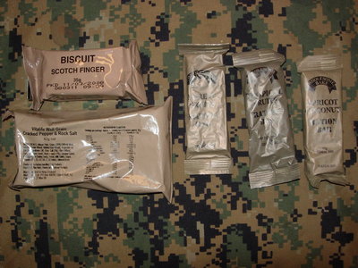 DSCN1866.JPG (758.45 KiB) Viewed 10733 times Scotch Finger Biscuits, Vitalife well grain Crackers, Tropical Fruit Forest Fruit and Apricot Coconut bars