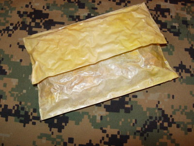 DSCN1892.JPG (779.5 KiB) Viewed 10730 times Wax paper envelope on the inside of the foil,