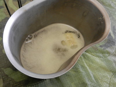 eb4.JPG (717.85 KiB) Viewed 5807 times Bubbling and dissolving after adding hot water