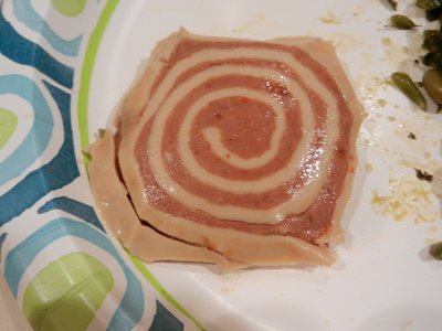 c16.JPG (156.46 KiB) Viewed 11854 times Its a meat wheel, two layers, smells ncie