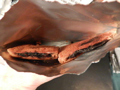 Smells sweet, tangy, blueberry zest, lightly aged, strong but pleasant, a rare delicacy and hard to come by.