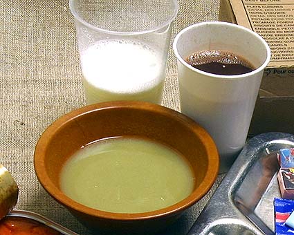 French RCIR green pea soup and beverages