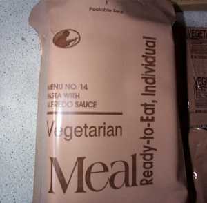 1999 MRE #14 - Pasta w/ Vegetables in Tomato Sauce MRE Bag