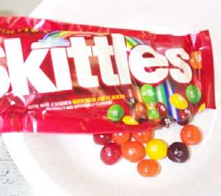mre1999 MRE #19 - Beef w/Mushrooms - skittles